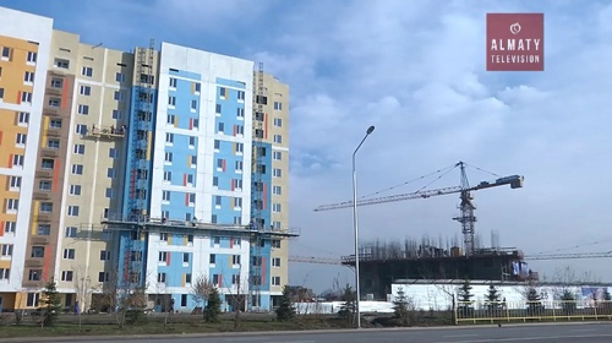 «Алғабаста» қисайған үйдің тұрғындары жаңа баспаналарына қаңтар айында көшпек