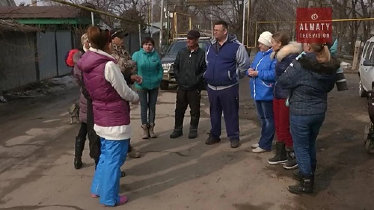 «Ардагер-Ветеран» кооперативінің тұрғындары бірнеше күннен бері жарықсыз қалған