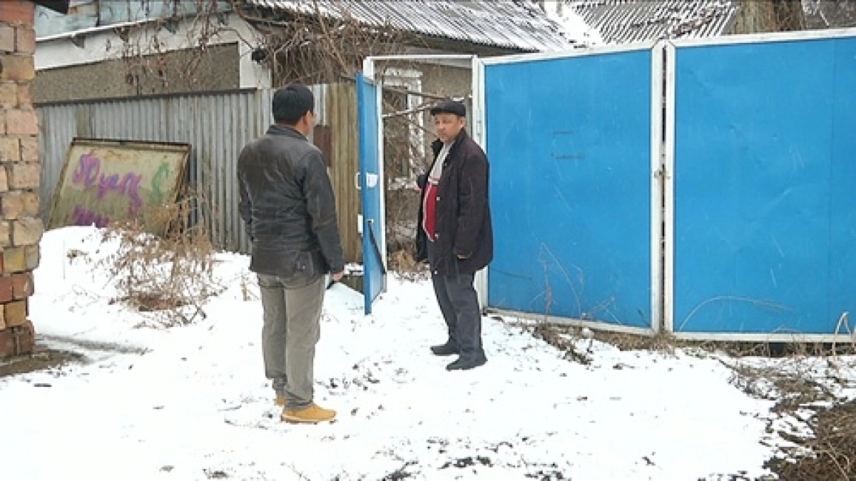 Алматыда қытайдан келген көп балалы отбасы үйсіз қалуы мүмкін