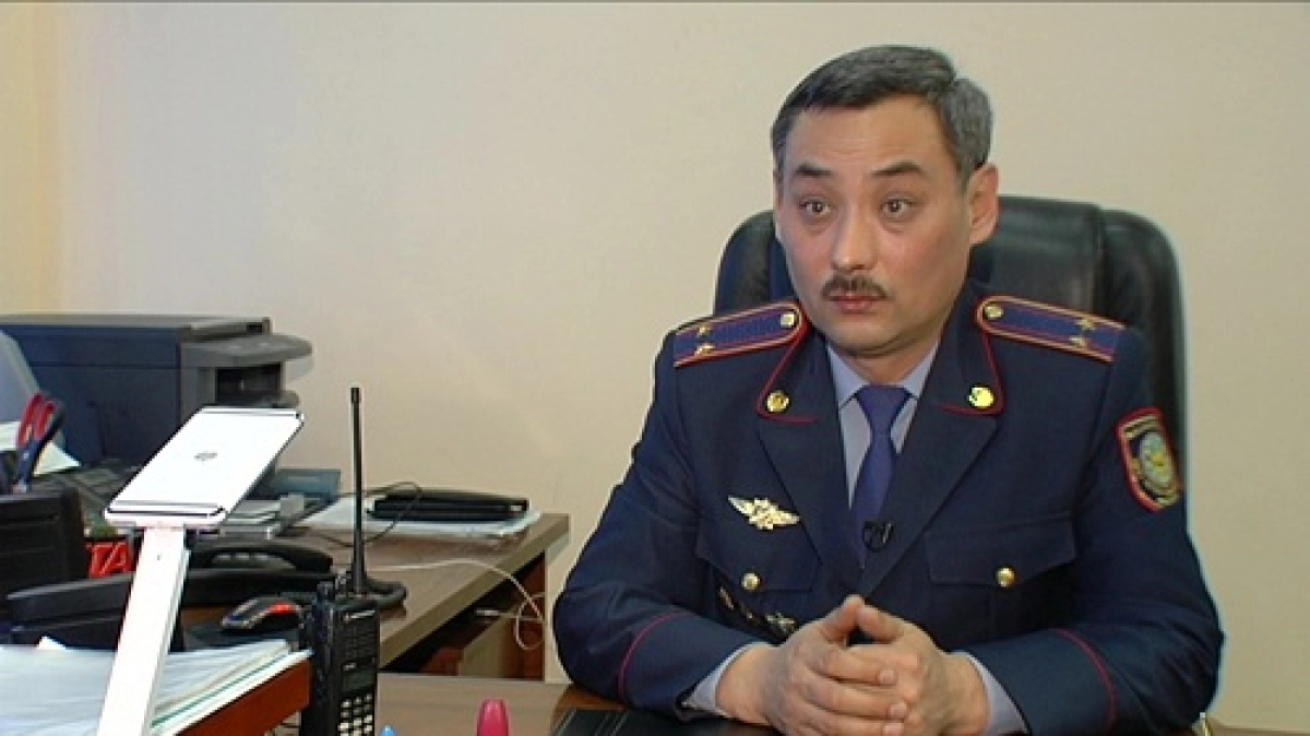 Алматыда қоғамдық көліктің жолағына өтіп кететіндер азаймай тұр