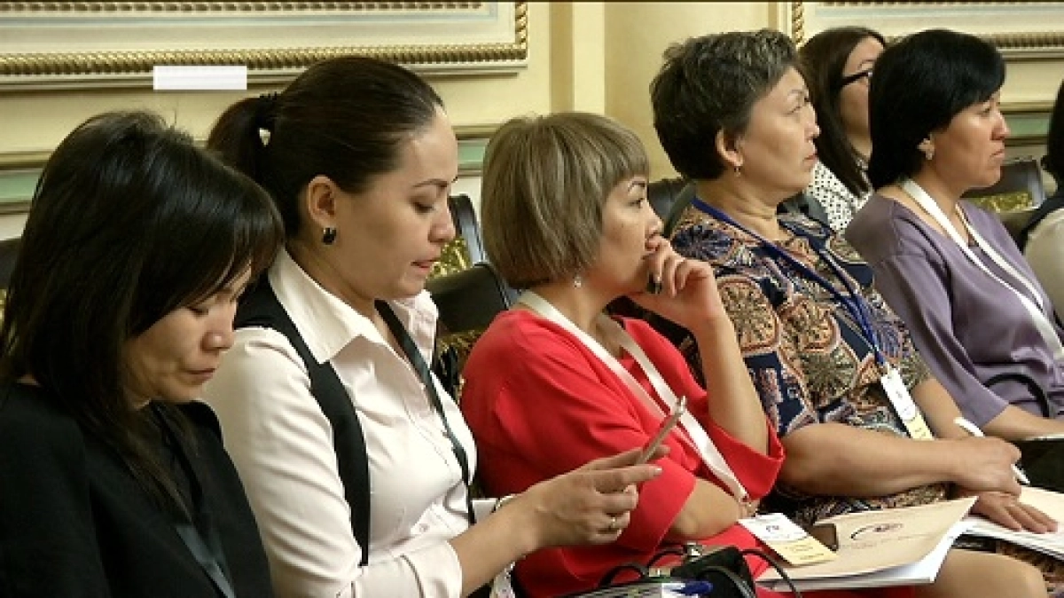 В переходе на латиницу Казахстан учтет опыт Турции, Азербайджана и Узбекистана