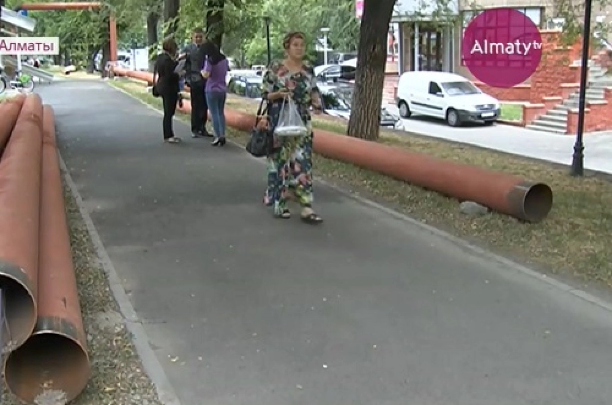 Медеу ауданында жөнделіп жатқан жылу құбыры 4 айда қалпына келтіріледі