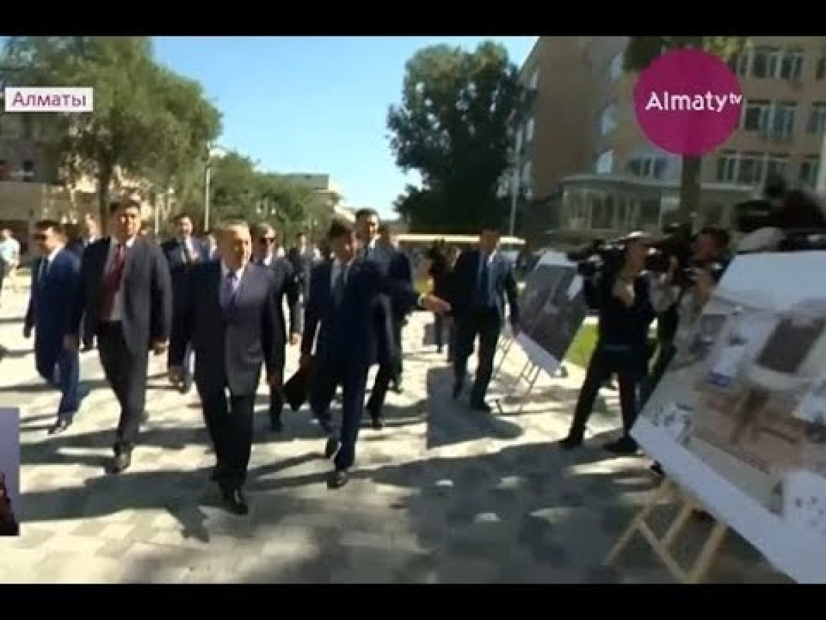 Глава государства оценил преображения улиц Жибек Жолы и Панфилова в Алматы