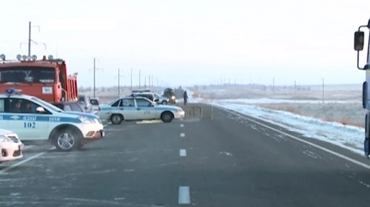 Ақтөбе облысында автобуста тірідей жанып кеткен 52 адамның отбасына ақшалай көмек берілді