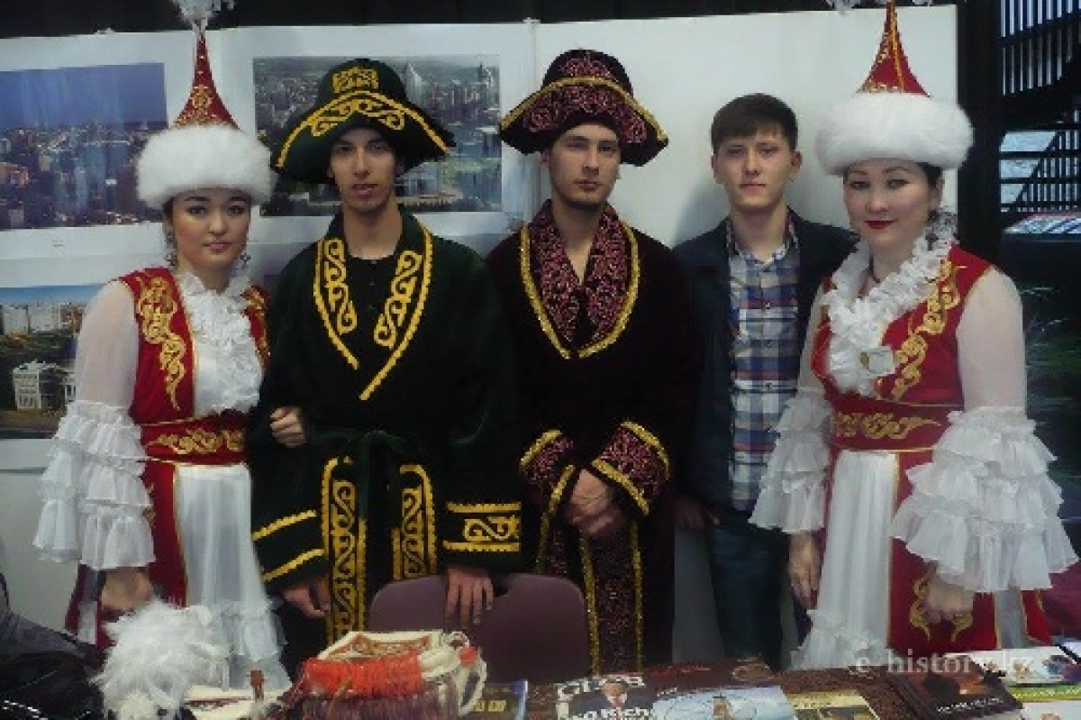 Как "неказахи" развивают казахский язык?