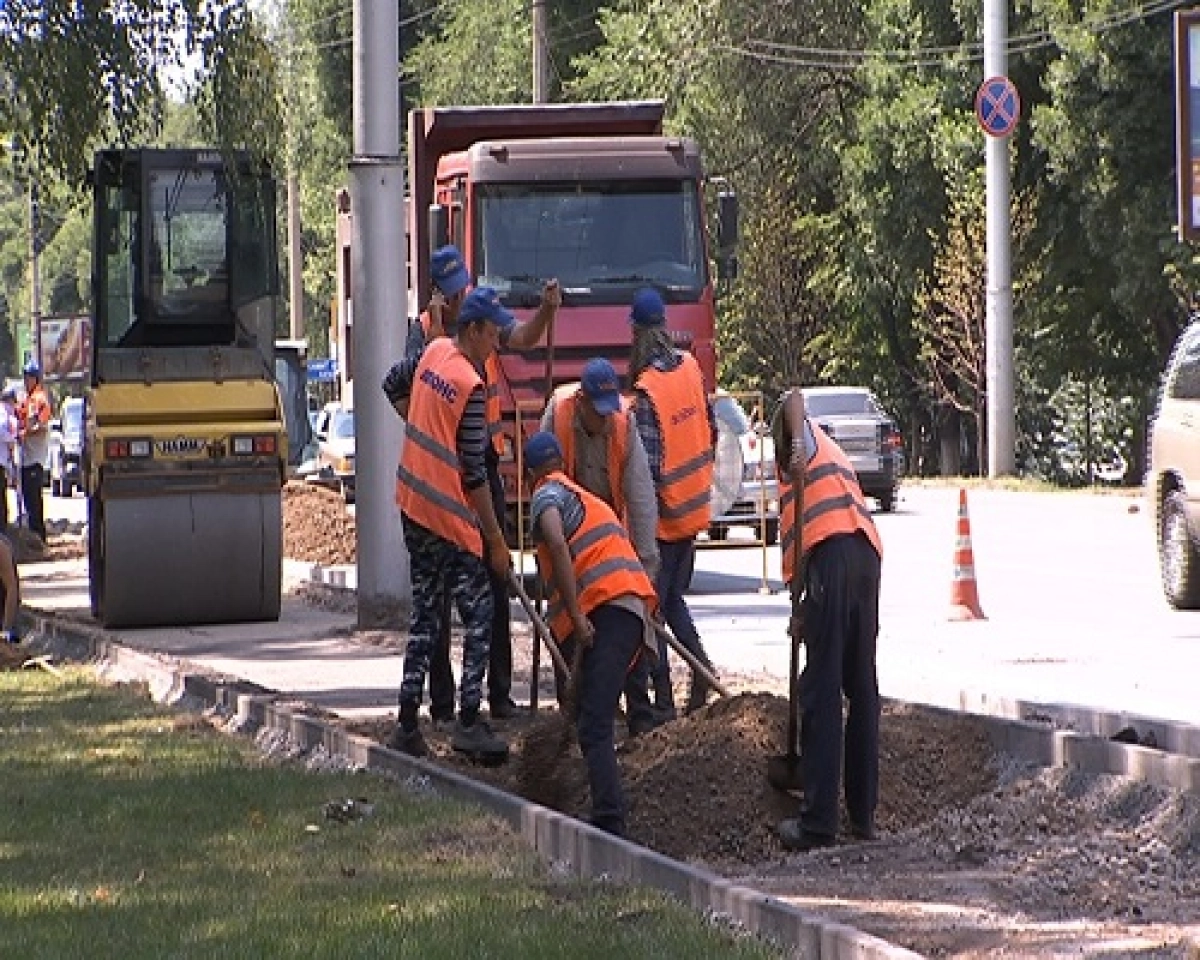 БРТ желісі: Алматыда автобус жолағымен жүрген көлік иелері қатаң жазаланады