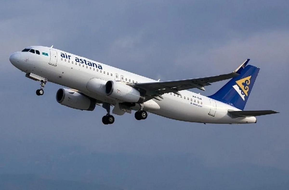 Самолет Air Astana подал сигнал бедствия в небе над Европой