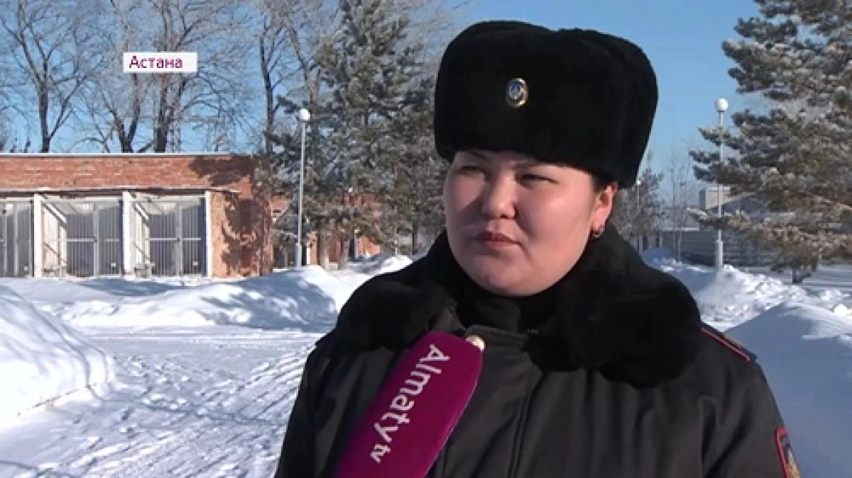 Проявила героизм: сотрудница полиции Астаны спасла во время пожара двоих детей 