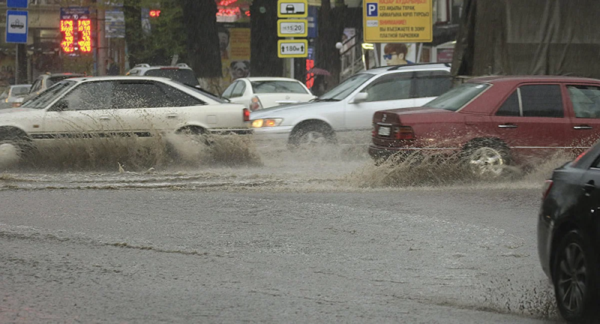 Паводки в Алматы: куда приходит большая вода?