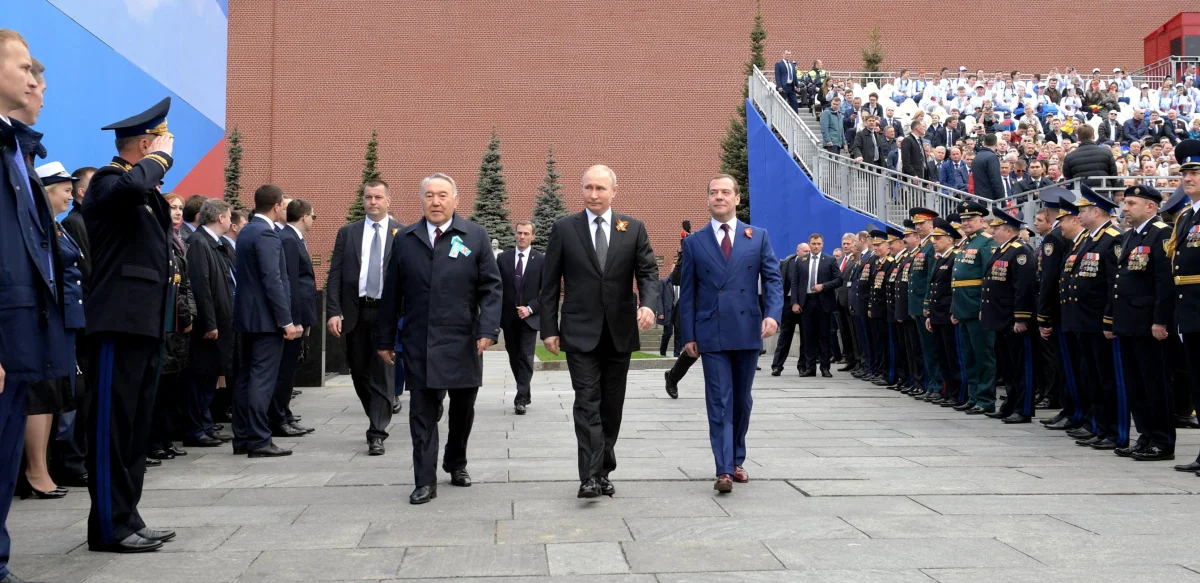 Нурсултан Назарбаев прибыл в Москву на парад Победы