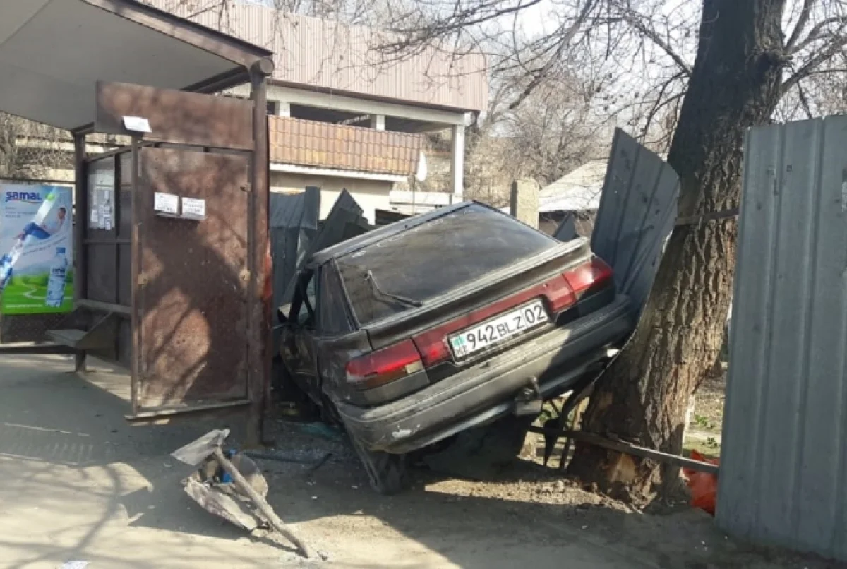 В Алматы начался суд над водителем, сбившим насмерть двух женщин на остановке 