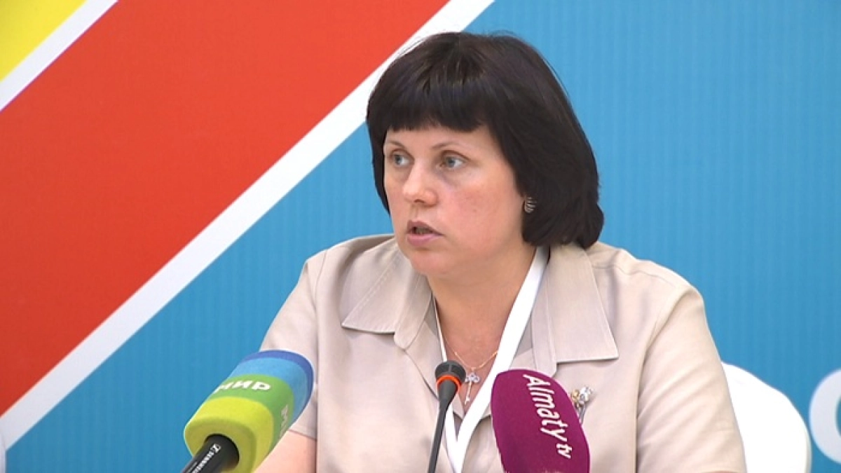 Елена Афанасьева, бақылаушы: «Бастысы – өздеріңізге жайлы президент таңдаңыздар»