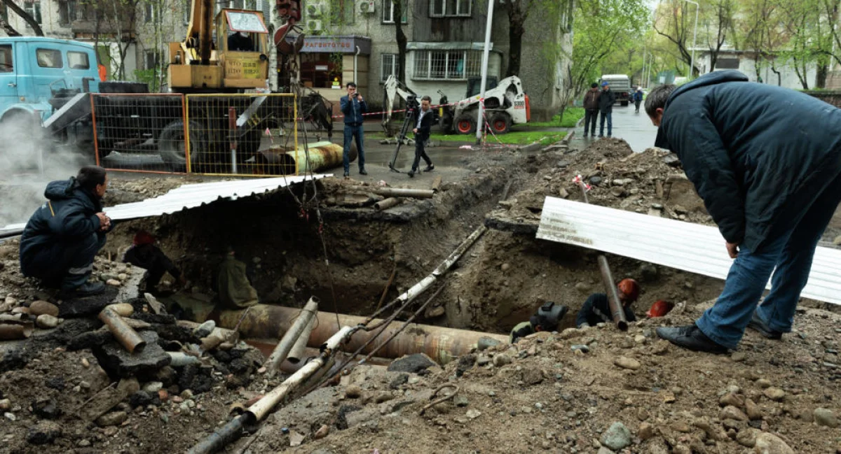 Упал в яму и захлебнулся: мужчина трагически погиб в Петропавловске 