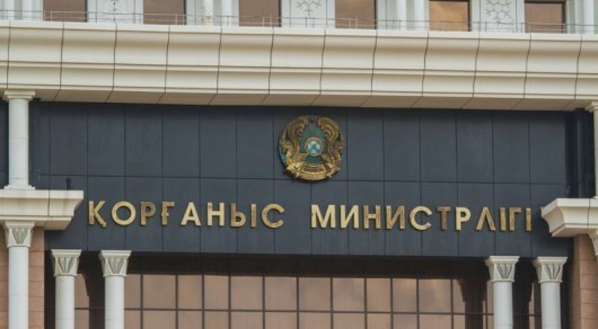 Талдықорғанда әскери қызметкерді атып кетті