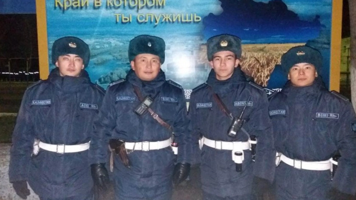 Патрульные гвардейцы спасли девушку от суицида