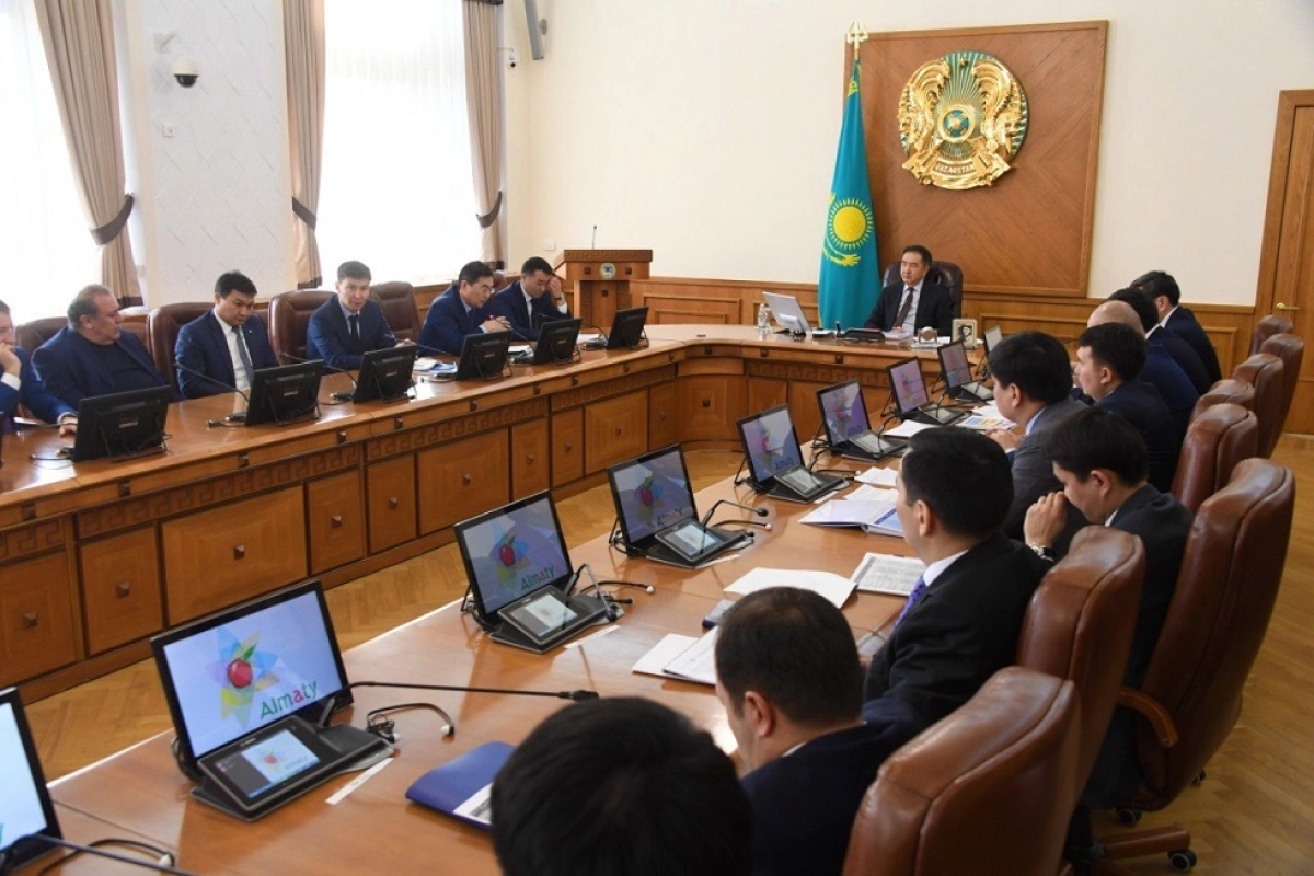 Бақытжан Сағынтаев Алматының құрылыс компанияларының басшыларымен кездесті