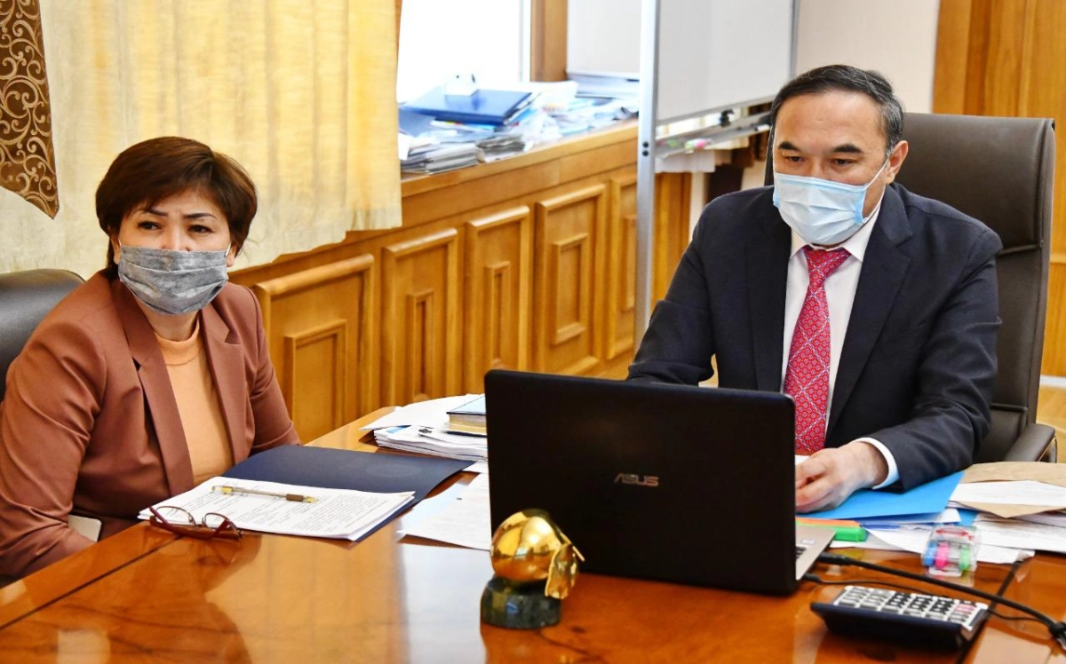 Ержан Бабақұмаров барлық жалпы білім беретін мектеп директорларымен кездесті