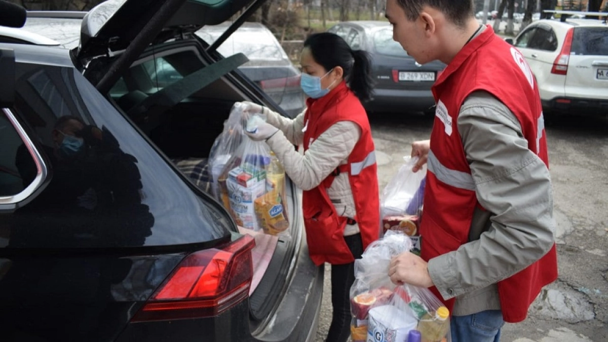 100-ден астам алматылық волонтер болуға тілек білдірген  