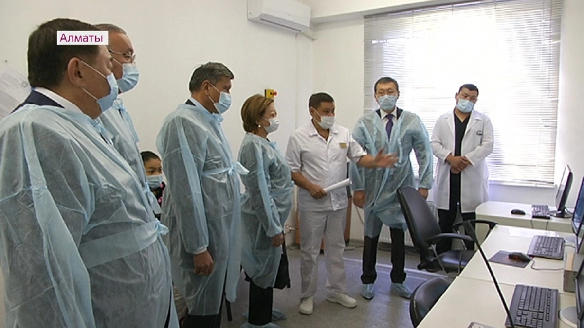 Сенаторлар Алматыдағы Перинатология және балалар кардиохирургиясы орталығының жұмысымен танысты 