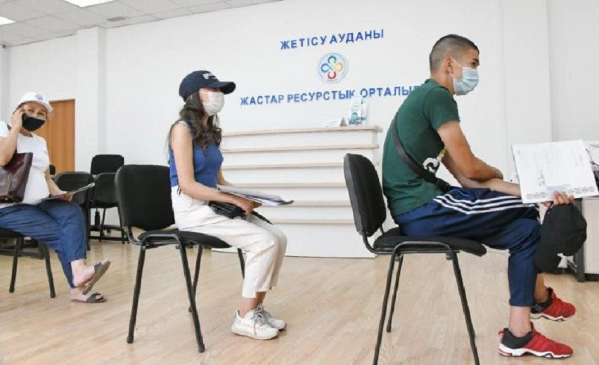 Жұмыс іздеп жүрсеңіз: Б. Сағынтаев жұмыспен қамту курстары жөнінде айтты