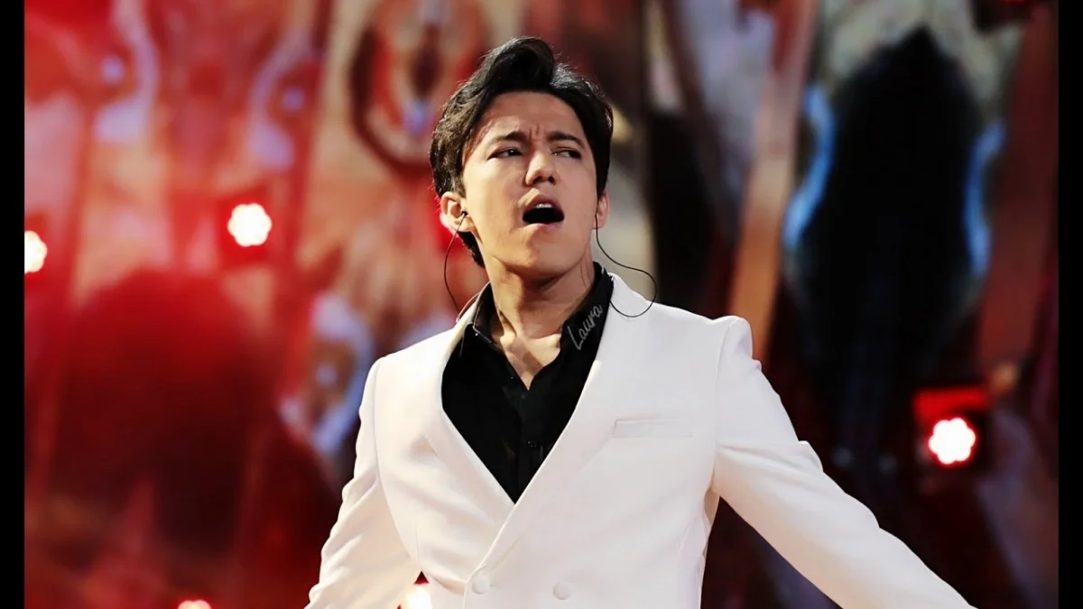 youtube.com/Dimash Kudaibergen