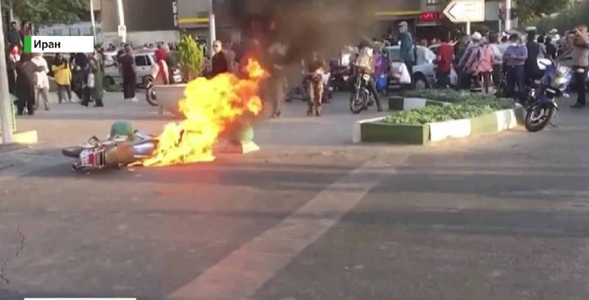 Кадр из видео