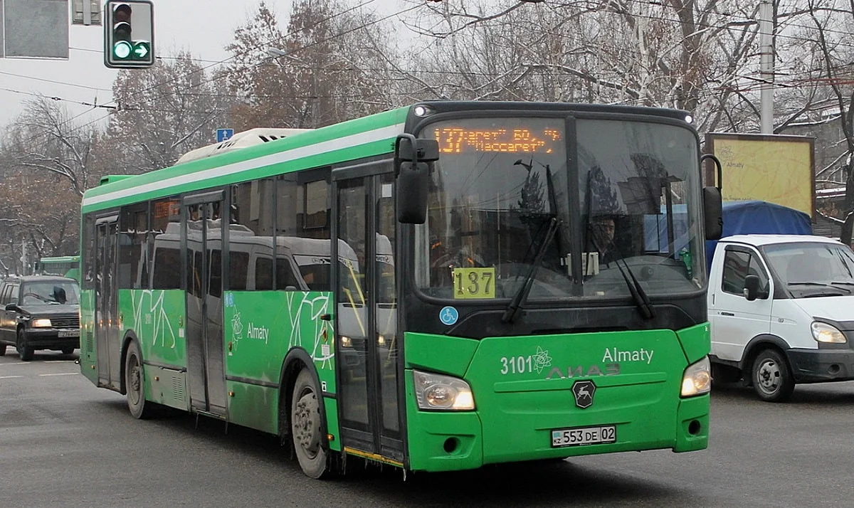 Автор Владислав Захаров; fotobus.msk.ru