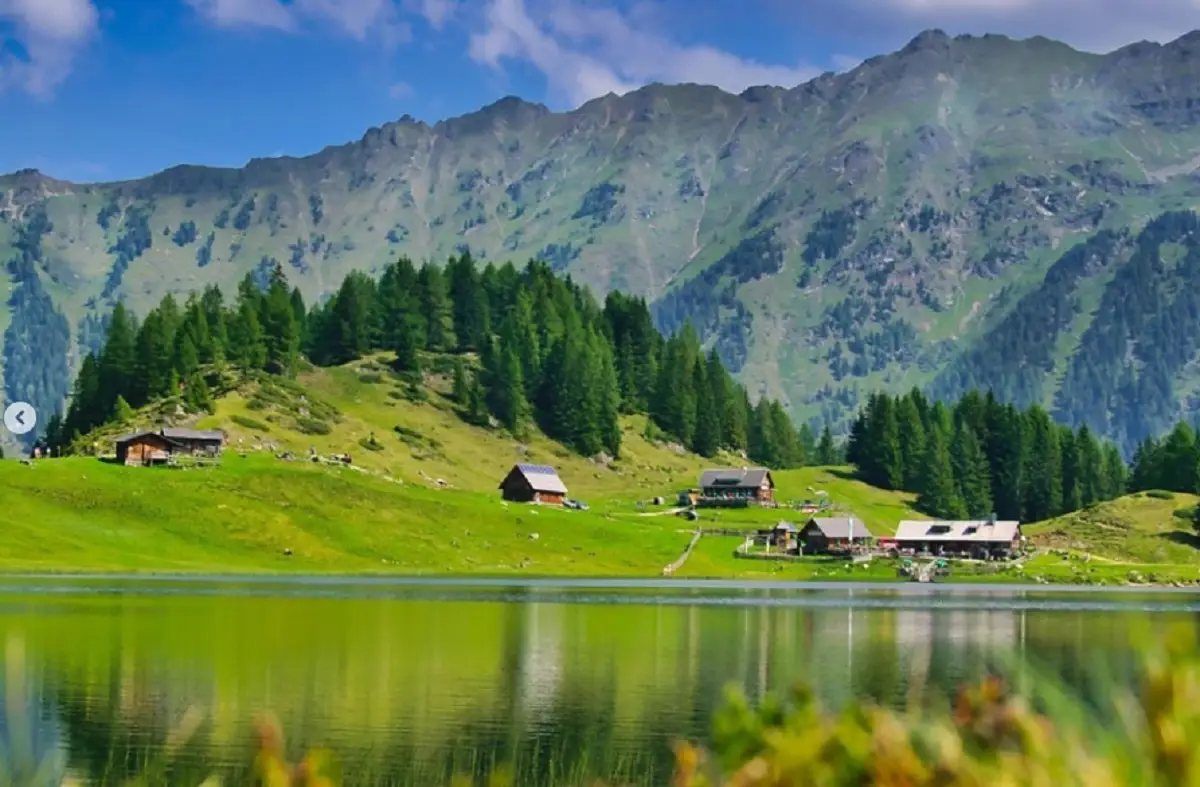 Kazakh Tourism