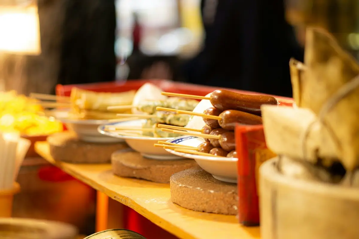 school canteen/unsplash.com/