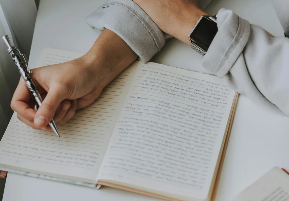 Photo by lilartsy on Unsplash