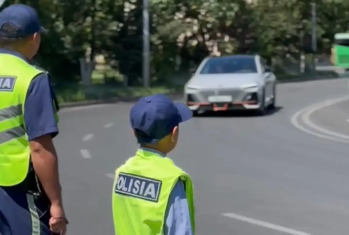 Кадр из видео Polisia.kz