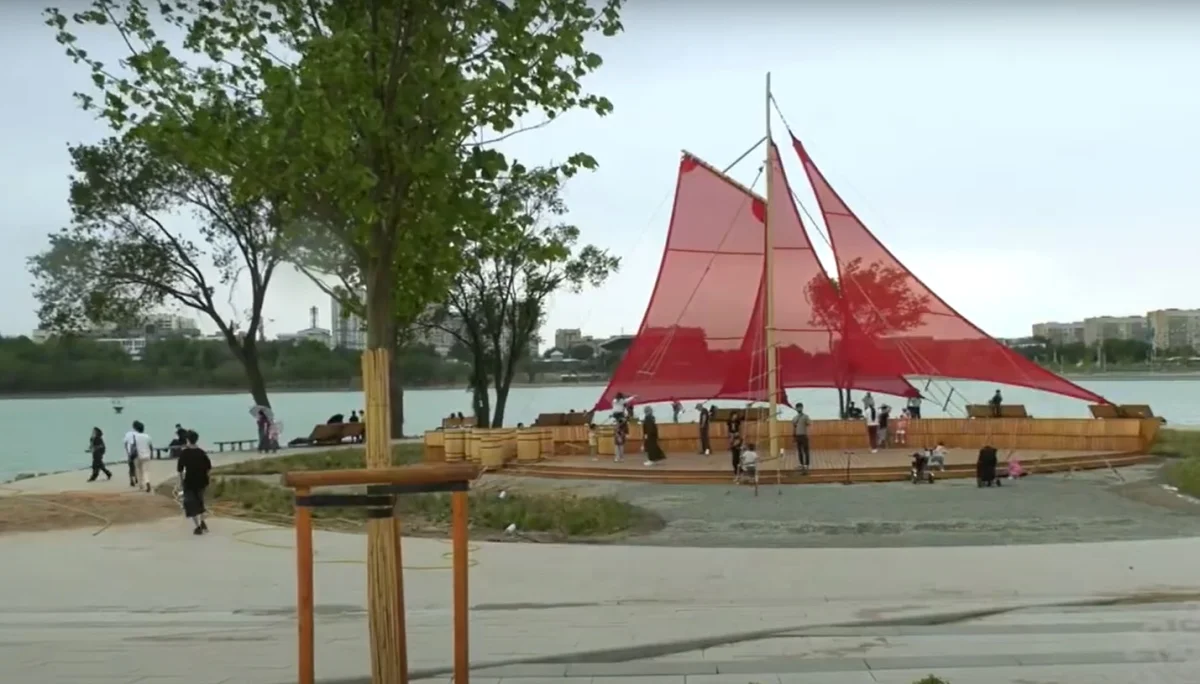 Кадр из видео Polisia.kz