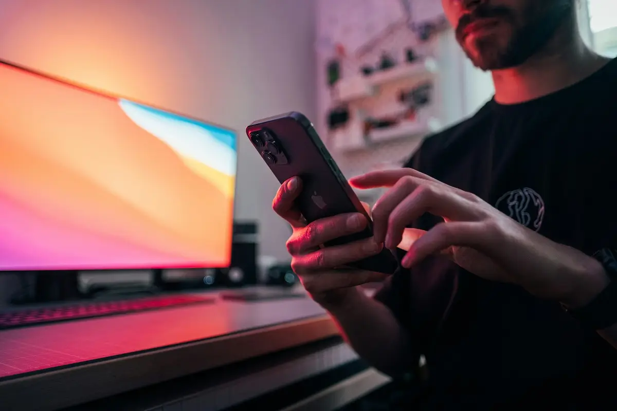 Photo by Jonas Leupe on Unsplash