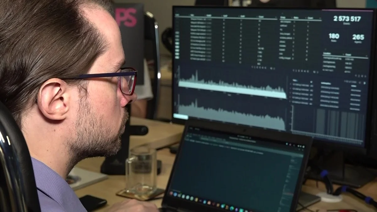 ЖИ көмегімен жасалған