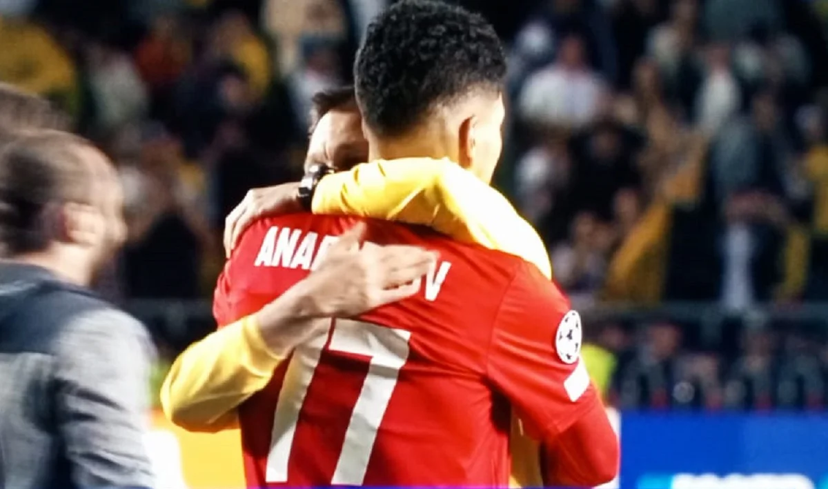 Кадр из видео