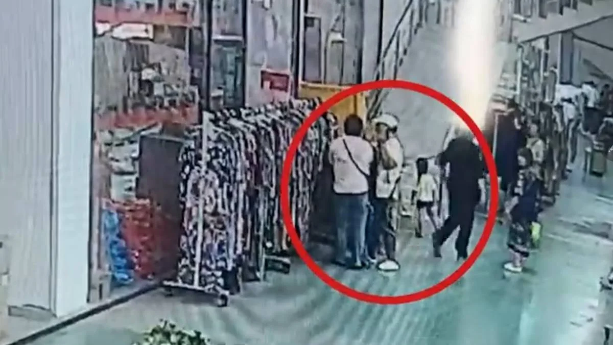 кадр из видео Polisia.kz