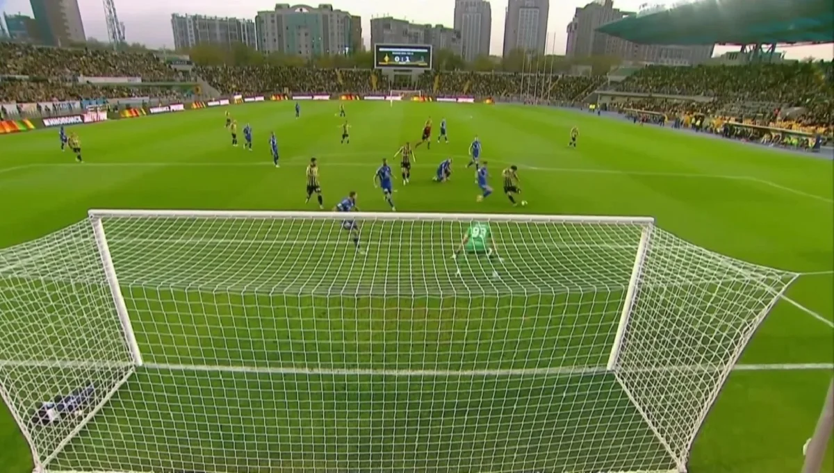 Алена мен Степан секс видео Дачасында труси кимеген әйелдің видеосы