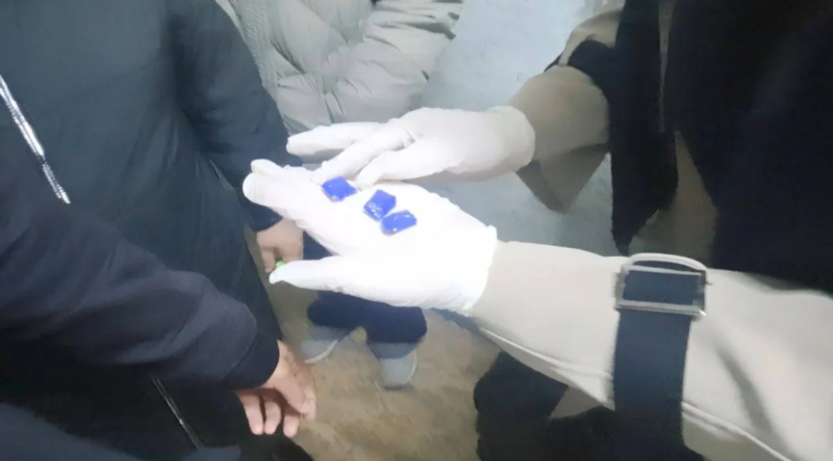 кадр из видео Polisia.kz