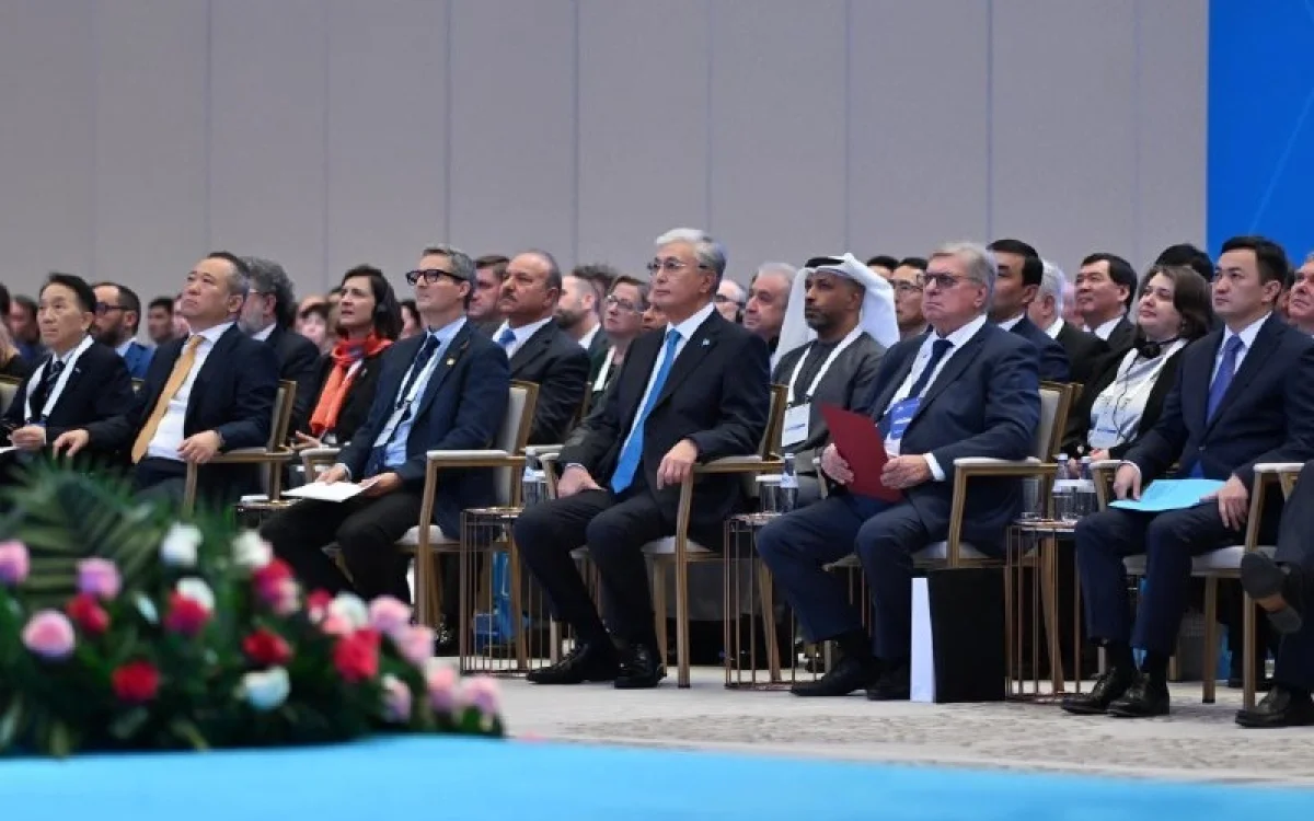 Лесби әйелі үйдегі видео