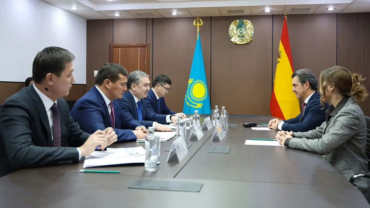 Primeminister.kz