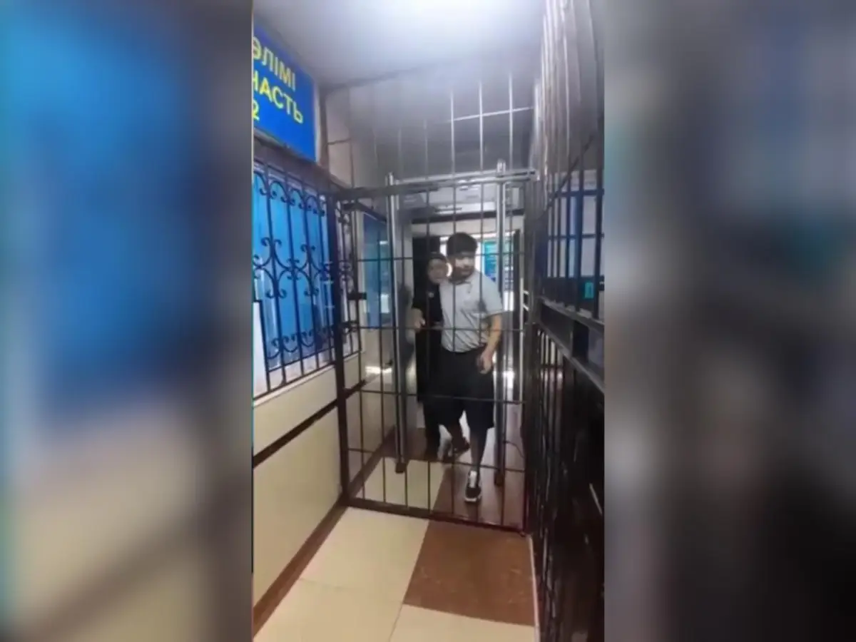 Кадр из видео