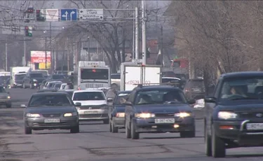 В поликлинику Алатауского района Алматы можно доехать только на такси