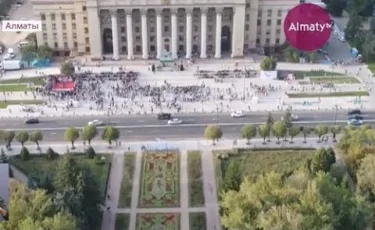 Алматыда "Астана" алаңы ашылды