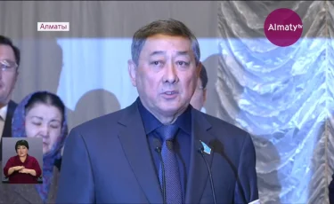 Алматы жұртшылығы Ұзақбай Қарамановты ақтық сапарға аттандырды
