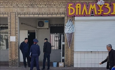 Шымкентте тұғындар уланған балмұздақ сататын орынды тексеру шаралары басталды