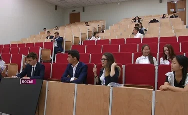 Сагадиев пожаловался на нехватку "глушилок" в региональных пунктах ЕНТ