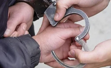 В Шымкенте неизвестные пытались отобрать у женщины сумку с 14 миллионами тенге