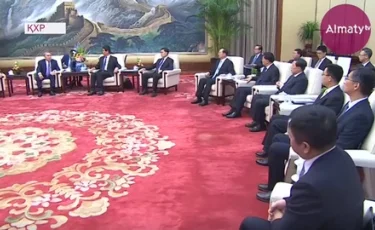 Нурсултан Назарбаев встретился в Пекине с крупнейшими китайскими бизнесменами