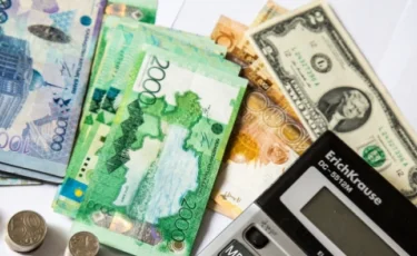 Курс валют на 13 августа