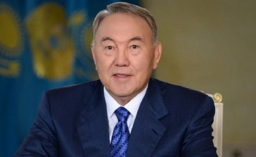 Елбасы Қазақстан халқын Конституция күнімен құттықтады